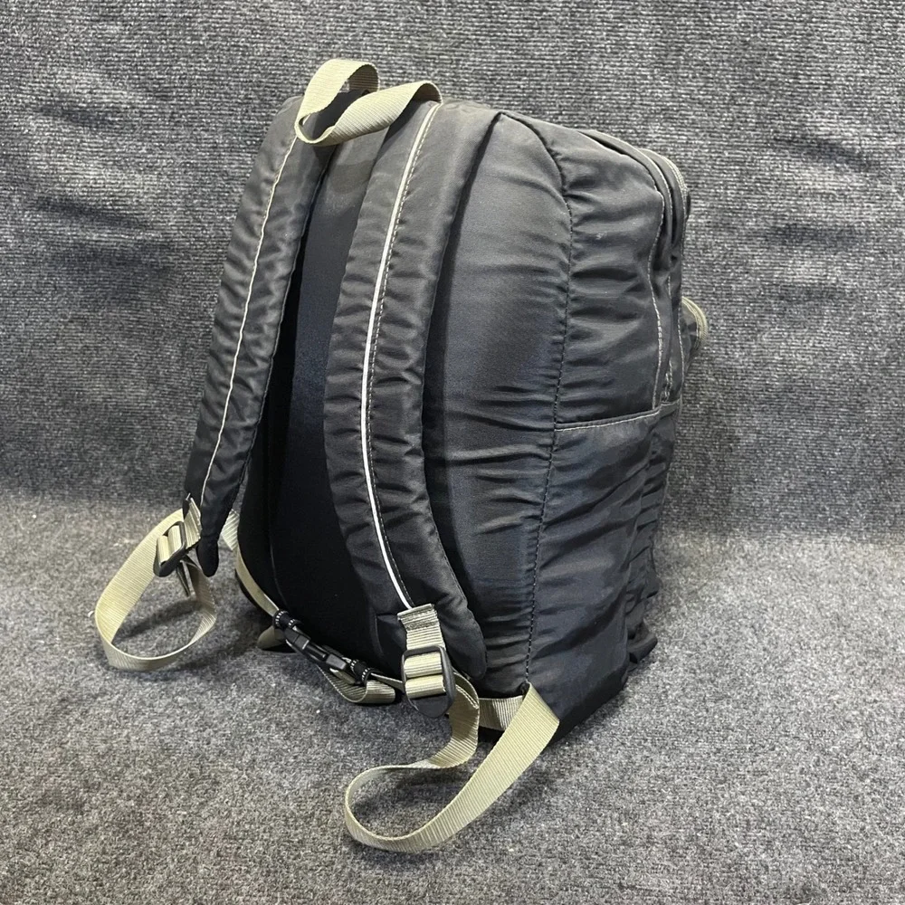L.L. Bean 0YP70 Quad Pack Backpack Black Reflective Large Model 296963 Daypack